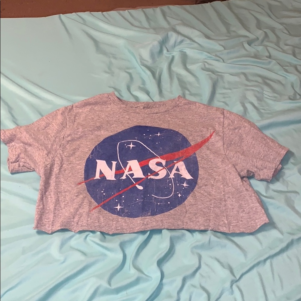 Cropped NASA Tee